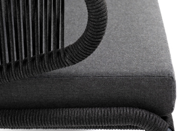 "Милан" диван 2-местный плетеный из роупа, каркас алюминий темно-серый (RAL7024) муар, роуп темно-серый круглый, ткань темно-серая 027